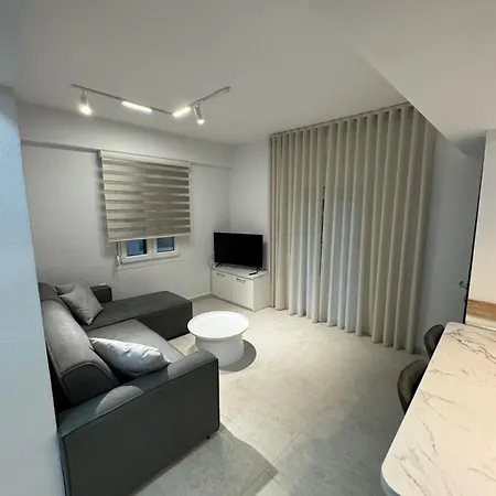 Luxurious Modern Pefkohóri