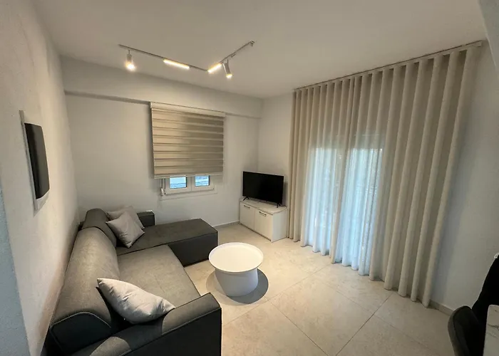 Luxurious Modern Nyaraló *